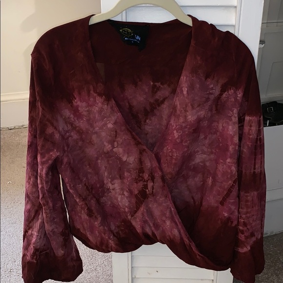 Planet Blue flowy red tie dye blouse - Picture 2 of 3